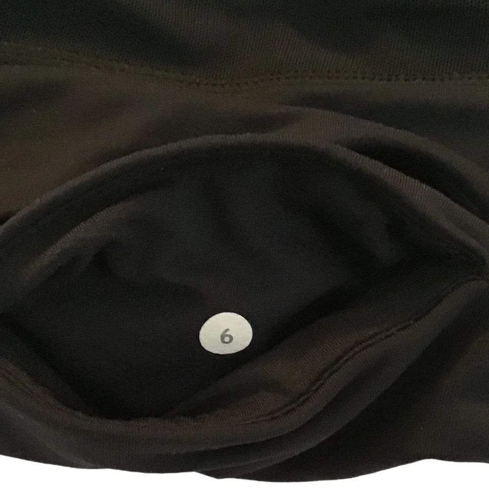 Lululemon Women Size 6 Black Crop Yoga Pants Black Sheer Ankles - Picture 9 of 9